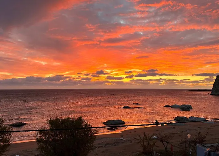 Stegna Sea & Sun ゲストハウス 3*