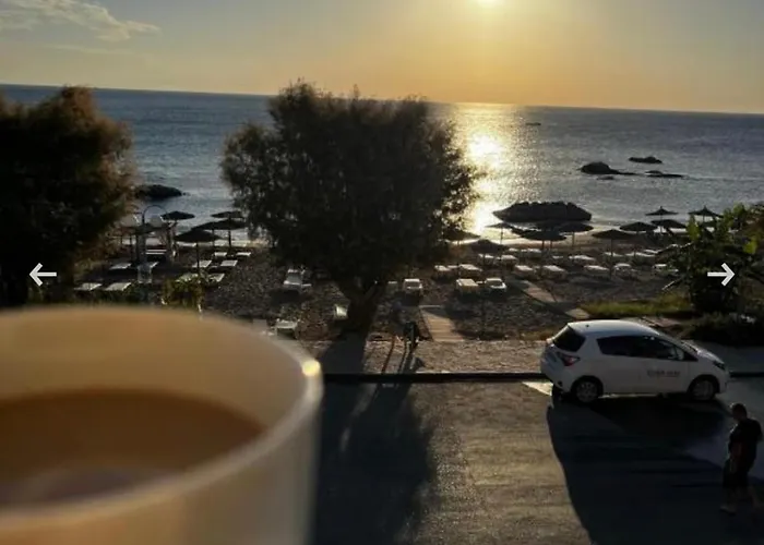 Stegna Sea & Sun بيت ضيافة 3*