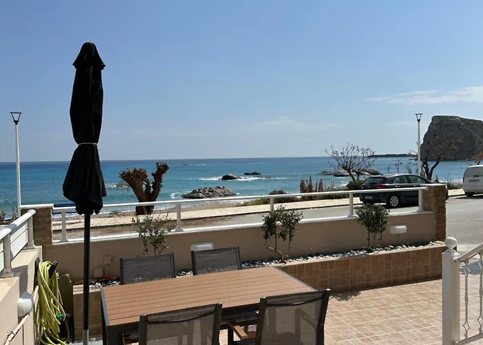 بيت ضيافة Stegna Sea & Sun 3*