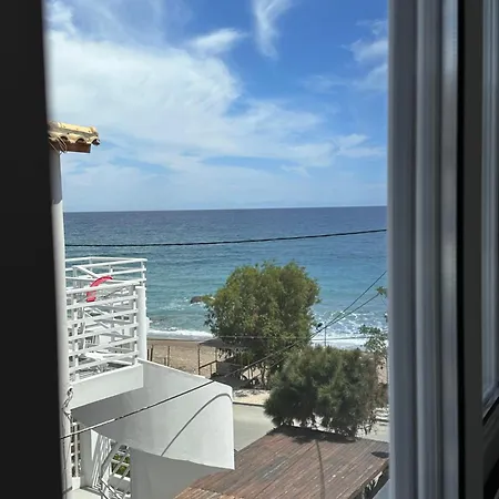 בית הארחה Stegna Sea & Sun 3*